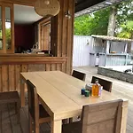 Feriehus Maison Familiale Avec Piscine Proche Du Bassin A Pied Andernos-les-Bains