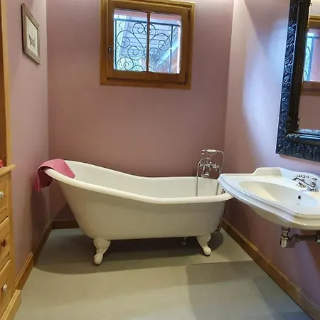Maison Familiale Avec Piscine Proche Du Bassin A Pied Feriehus *